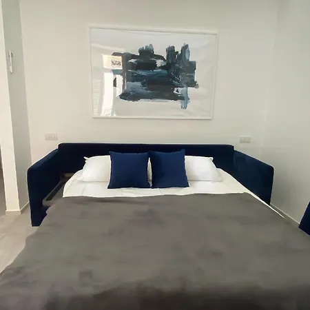 La Piccola Perla In The Square *